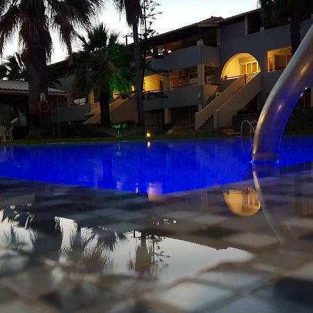 Asteraki Aparthotel Γουβιά Εξωτερικό φωτογραφία