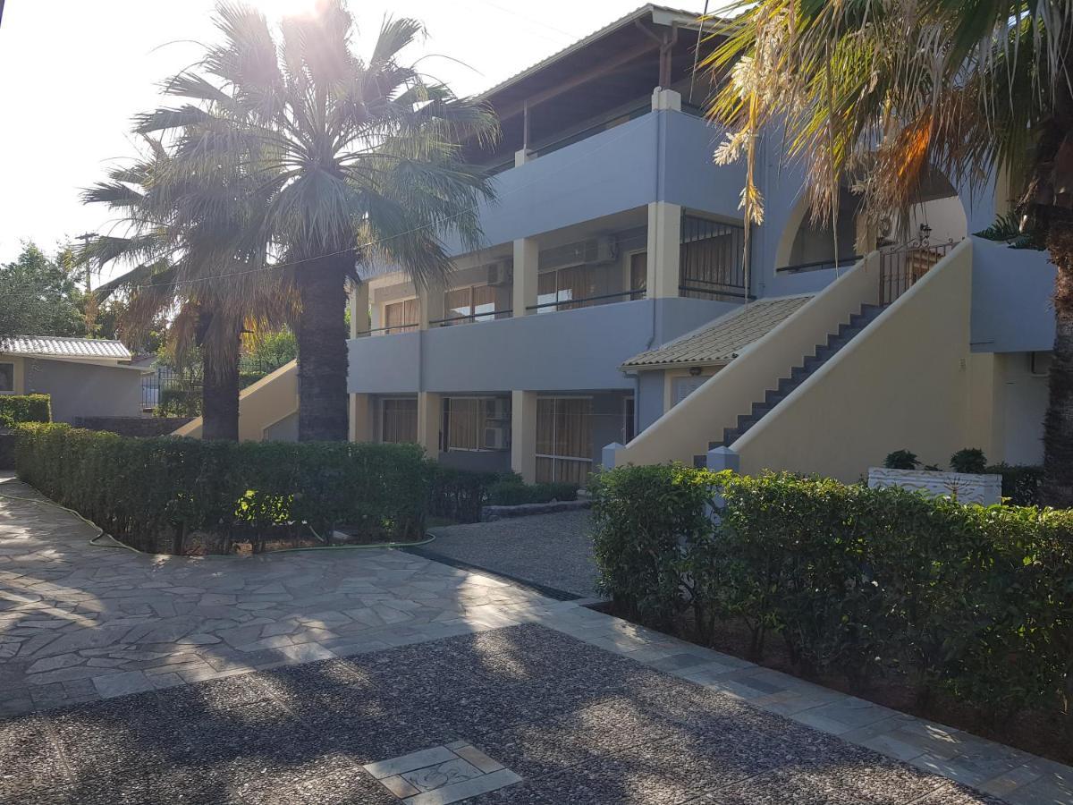 Asteraki Aparthotel Γουβιά Εξωτερικό φωτογραφία