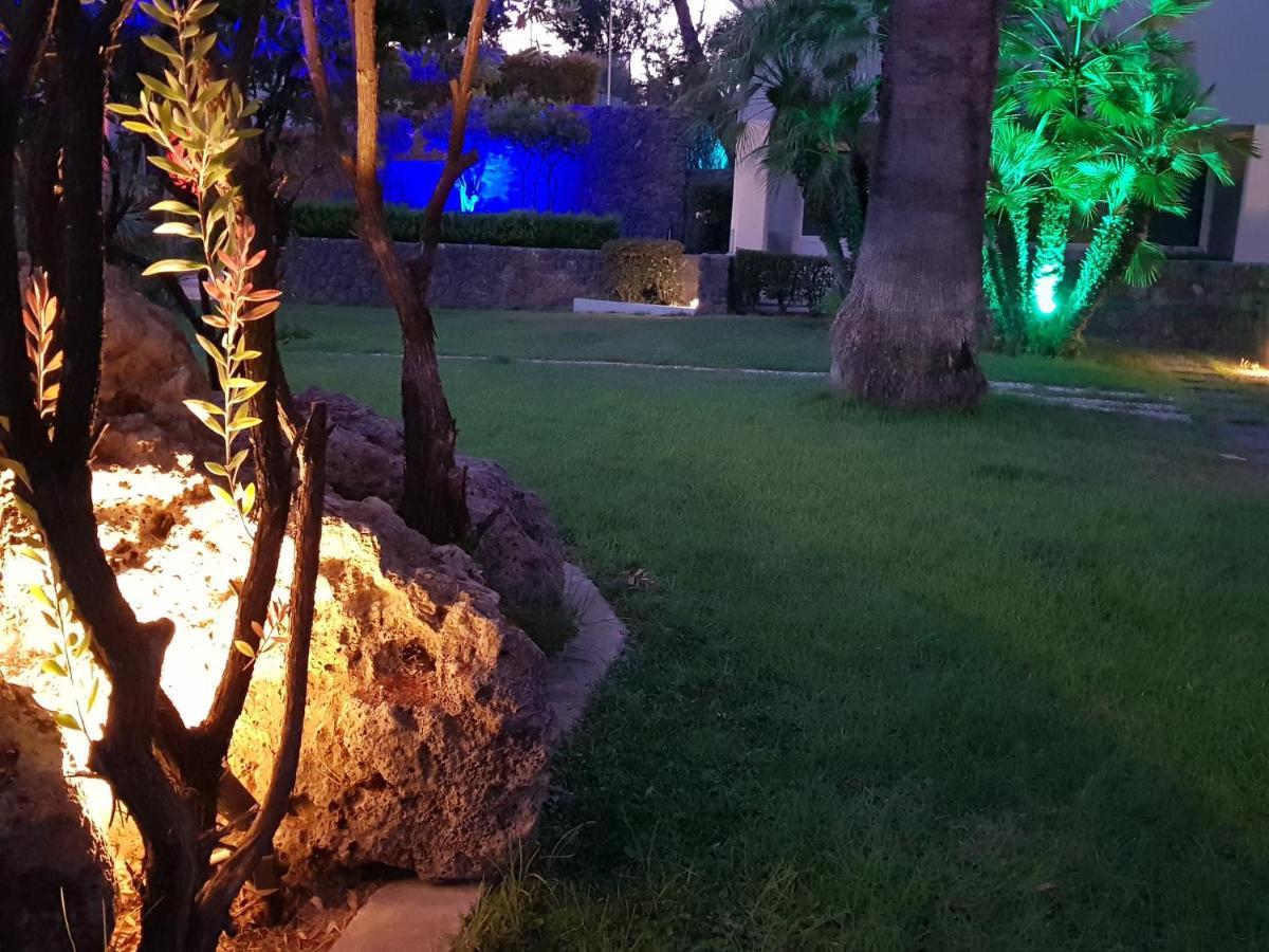 Asteraki Aparthotel Γουβιά Εξωτερικό φωτογραφία