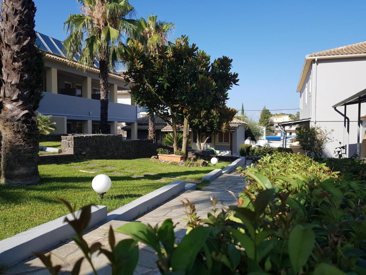 Asteraki Aparthotel Γουβιά Εξωτερικό φωτογραφία
