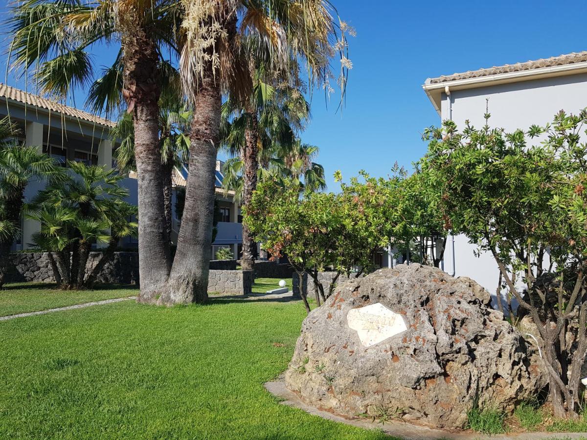 Asteraki Aparthotel Γουβιά Εξωτερικό φωτογραφία